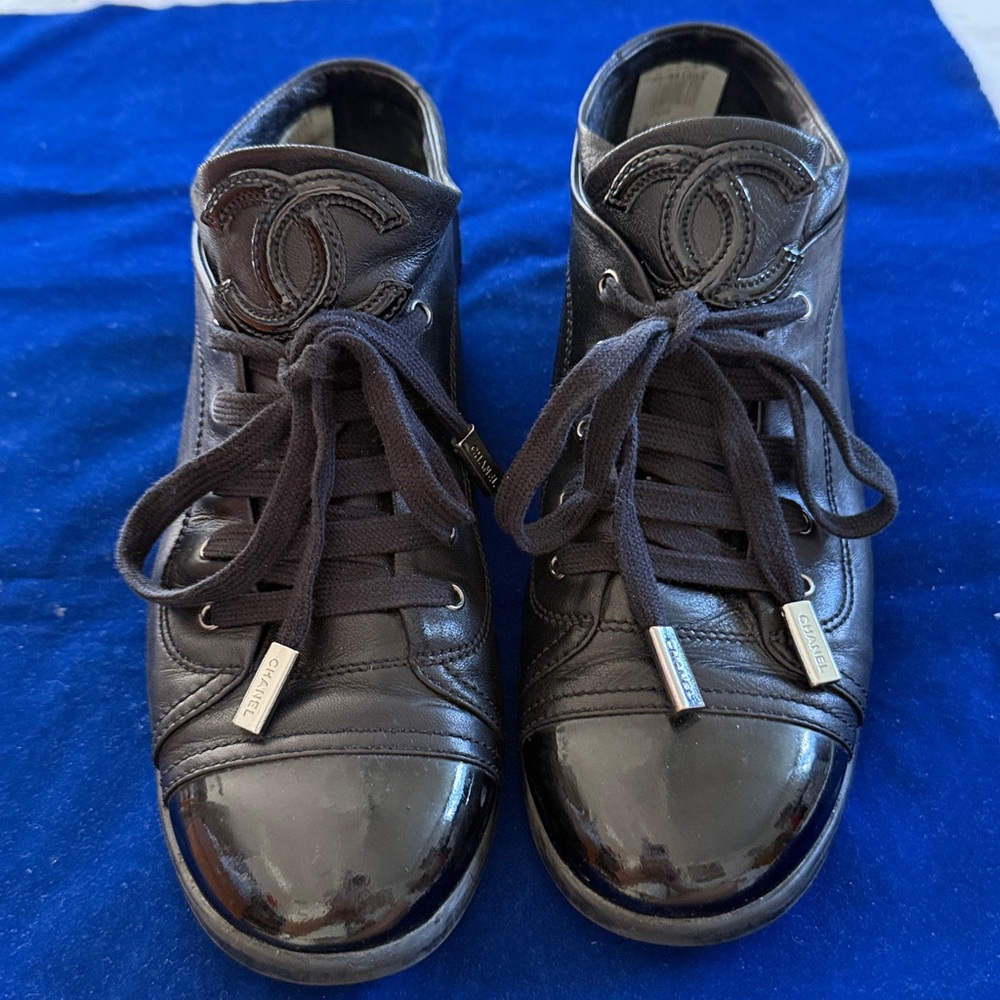 Chanel sneakers vintage